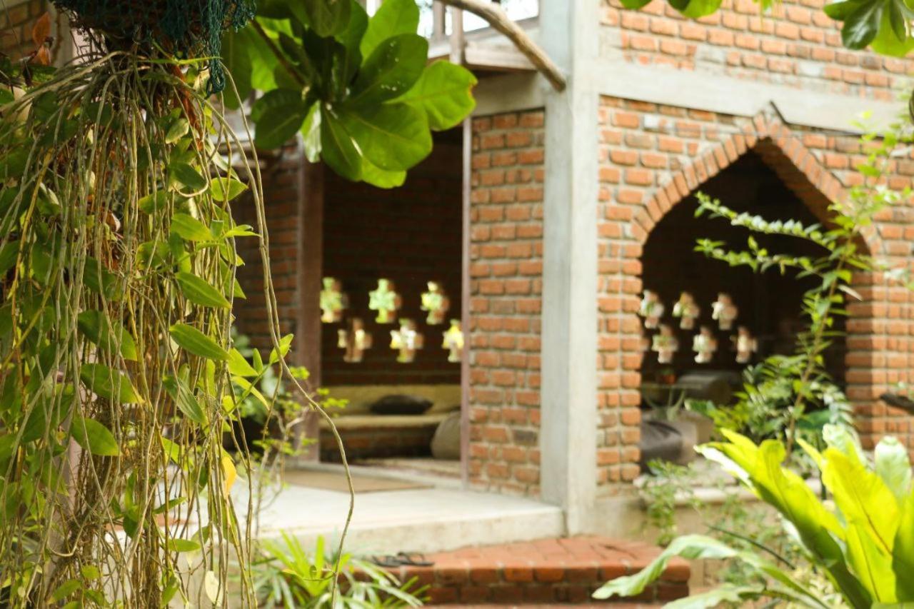 Monsoon Eco Resort - Whisky Point Arugambay Потувил Екстериор снимка